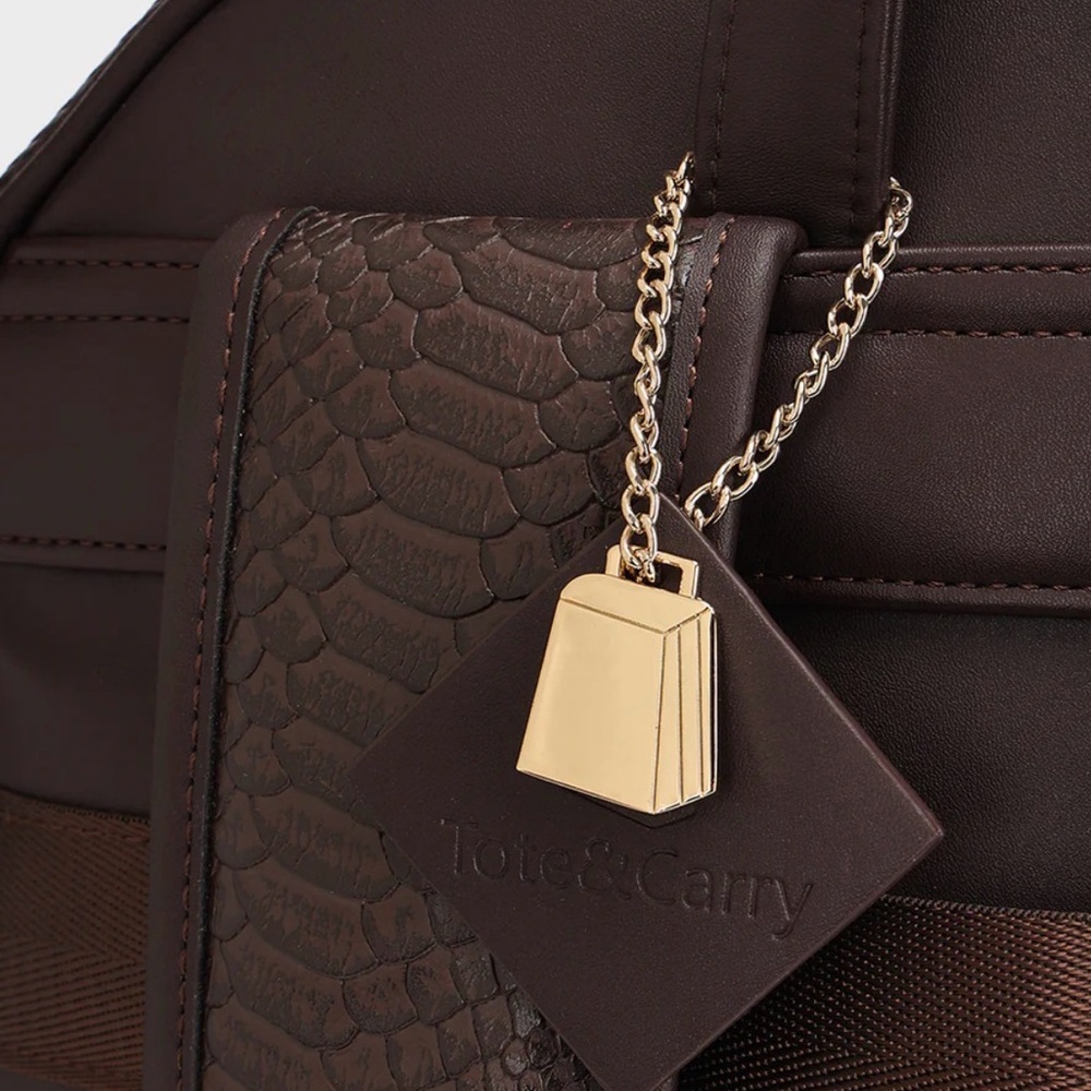 NWT TOTE& CARRY SIGNATURE TRAVELER BACKPACK IN CHOCOLATE - Picture 6 of 15